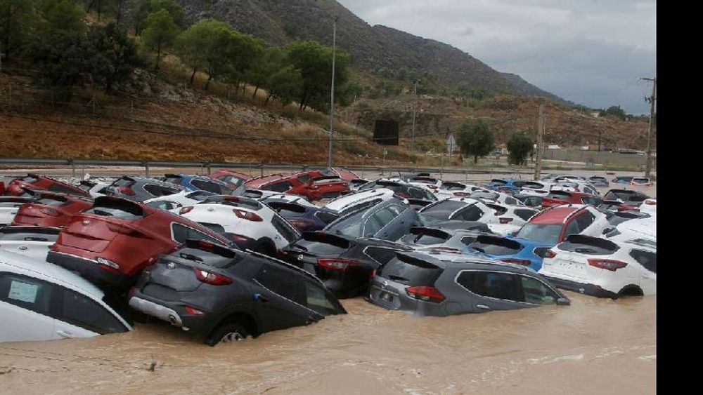 Hubo destrozos en decenas de ciudades.