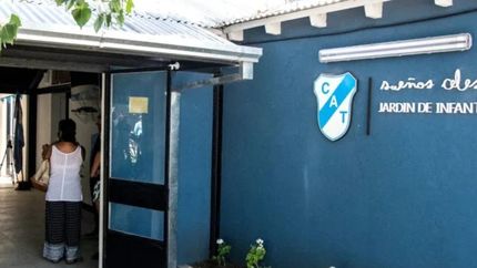 Hay varias salas con cupos disponibles.