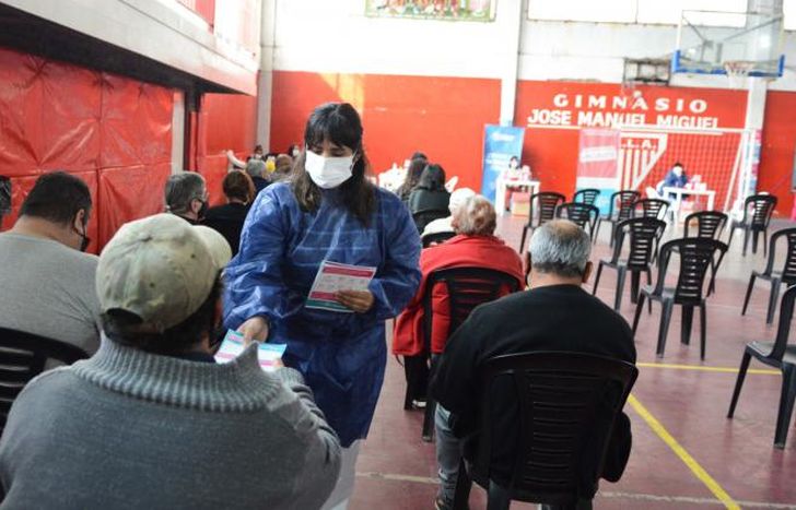 Avanza la campaña de vacunación.