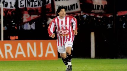 el dia que diego maradona ayudo a levantar la quiebra de talleres el dia que diego maradona ayudo a levantar la quiebra de talleres
