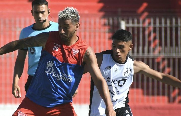 Torres, por primera vez, integró el equipo titular de Los Andes.