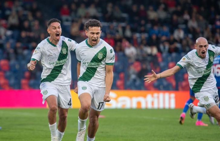 Festejan Bisanz, Romero y N. Sosa Sánchez.
