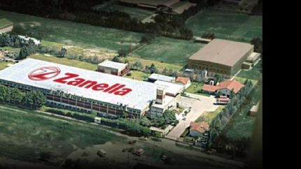 En 2017 la empresa anunció la ampliación de la instalación en Córdoba para armar unas 6 mil motos, pero no lo pudieron llevar adelante.