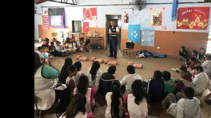 dictaron un curso de rcp en la primaria nº12 de budge