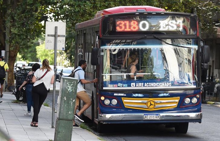 La línea 318 no circulará este martes.