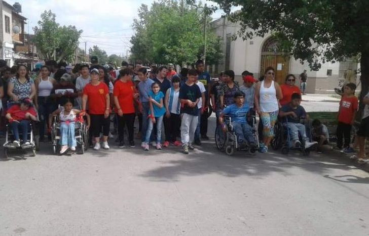 Los chicos volverán a la correcaminata de manera presencial.