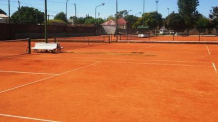 Ya está todo listo para el primer partido. Ya está todo listo para el primer partido.