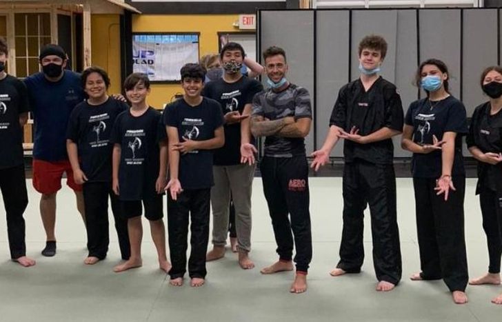 Amoruso, hoy en el rol de formador de futuros deportistas.