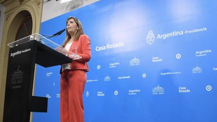 Gabriel Cerruti informó que habrá un bono para jubilados.