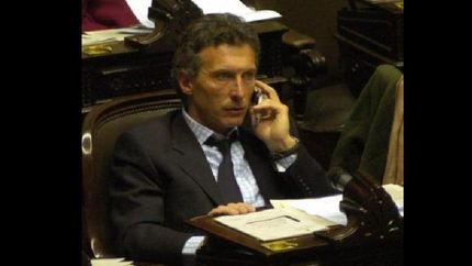 macri canjeo 283 pasajes por plata mientras fue diputado