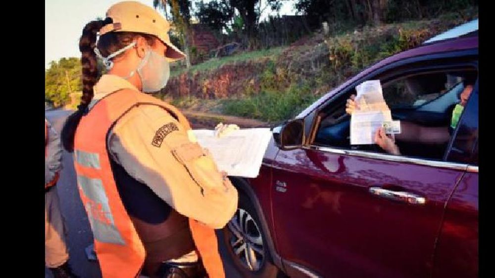 Hay que llevar los papeles a mano al momento de trasladarse.