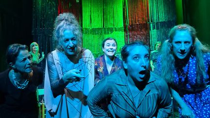 Mariana Ortiz Losada, en el centro de imagen. Mariana Ortiz Losada, en el centro de imagen.