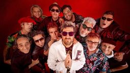 Los Auténticos Decadentes tocan en la Provincia.