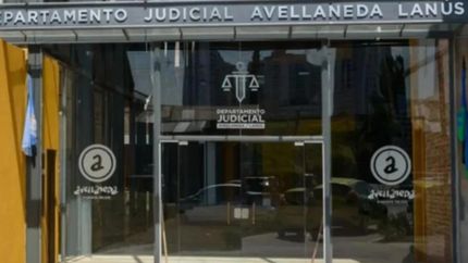 El juicio contra el excomisario detenido fue desarrollado en los Tribunales de Avellaneda.