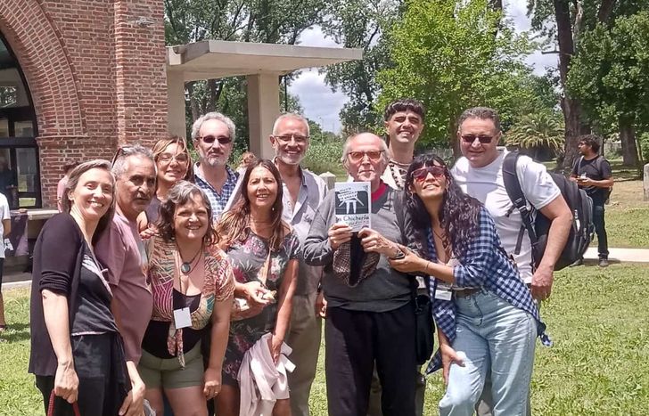 El grupo de Lomas que realiza actividades como talleres, seminarios, charlas y ciclos de lecturas referidas a la obra del antropólogo.&nbsp;&nbsp;