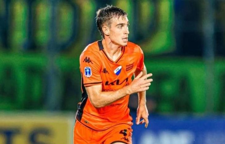 Alfaro fue oficializado en Banfield.