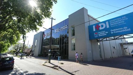 que servicios gratuitos se ofrecen en el hospital de banfield