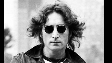 lanzan una coleccion de lujo por los 80 anos de nacimiento de john lennon