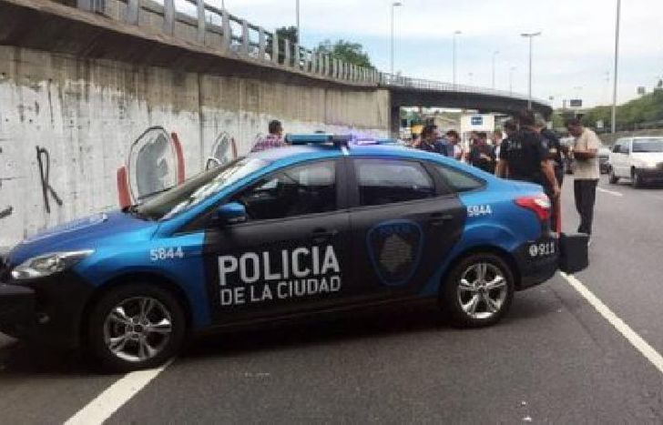 el sujeto manejaba un auto con pedido de captura desde 2015.