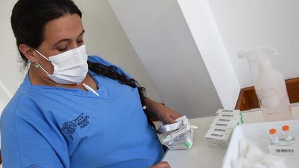 Mientras avanza la campaña de vacunación.