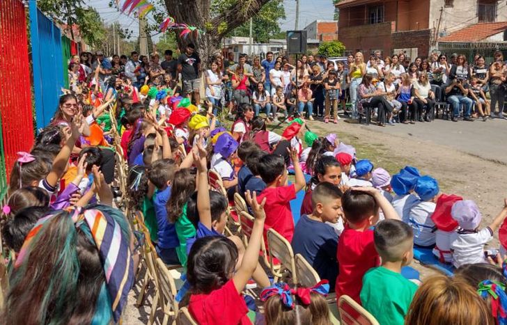 Chicos y grandes disfrutaron del festejo.