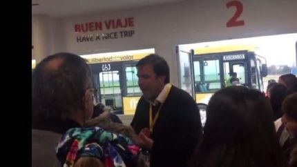 flybondi cancelo 36 vuelos el fin de semana y desato la furia de los pasajeros