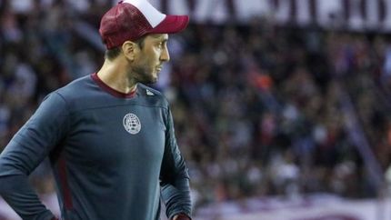 Zubeldía lamentó otro partido que le remontan a Lanús. Zubeldía lamentó otro partido que le remontan a Lanús.