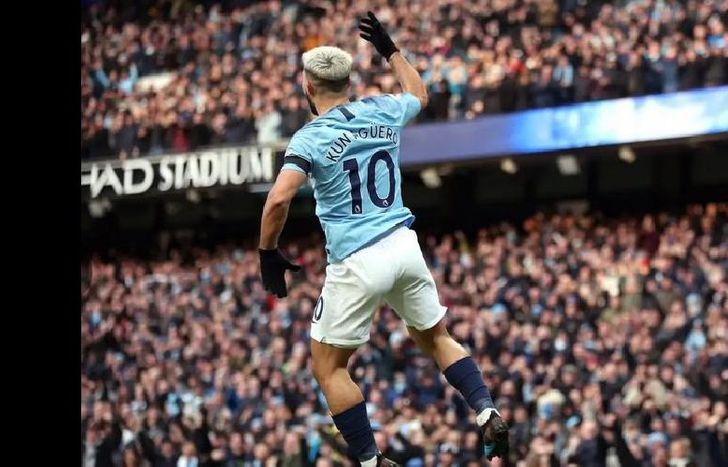 El argentino igualó un récord histórtico con sus tres goles frente al Chelsea.