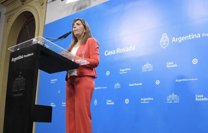 Gabriel Cerruti informó que habrá un bono para jubilados.