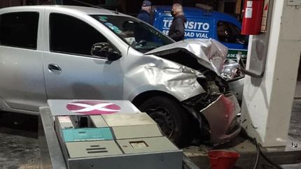 En la intersección de Hipólito Yrigoyen y Antártida Argentina.