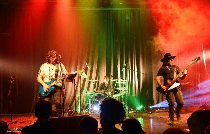 Remolinos, tributo a Sosa Stereo y Gustavo Cerati.