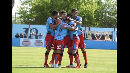 El Tricolor se quiere abrazar al triunfo en el Viaducto.