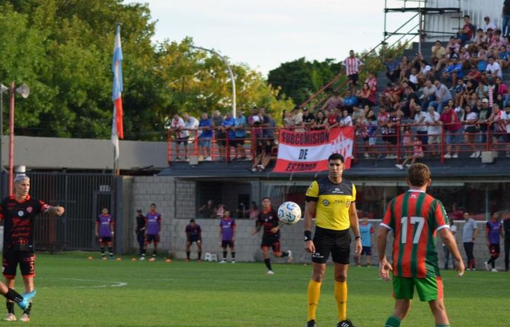 El último gol de Talleres, Vedoya de tiro libre.