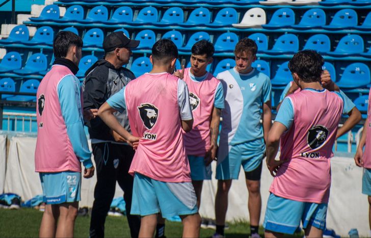 Temperley necesita de todos en el tramo final.