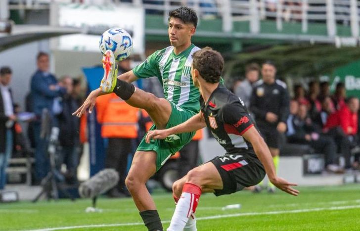 Matías González y la marca de Benedetti.