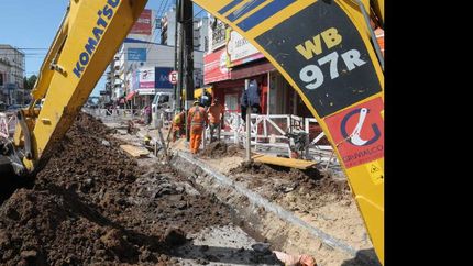 avanza la obra de aysa sobre yrigoyen