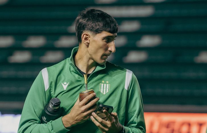 Gino Santilli renovó con Banfield.