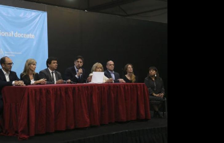 el ministro de Educación, Nicolás Trotta, encabezó la reunión.