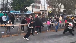 Hicieron un sanguchazo en Avellaneda y se desmadró: robo y caos Hicieron un sanguchazo en Avellaneda y se desmadró: robo y caos