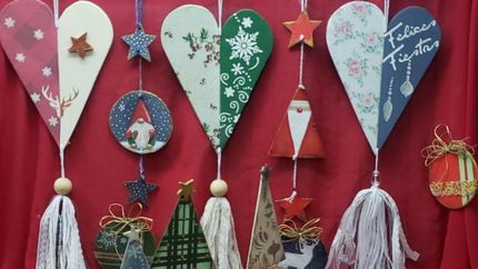 Para aprender a hacer algunos de estos objetos decorativos.