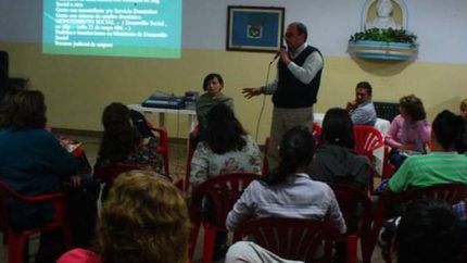 La charla es abierta a la comunidad y gratuita. La charla es abierta a la comunidad y gratuita.