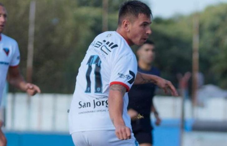 Lavezzi anotó por duplicado ante Dálmine.