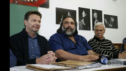 Baradel aclaró que el paro no es por un aumento de sueldo.