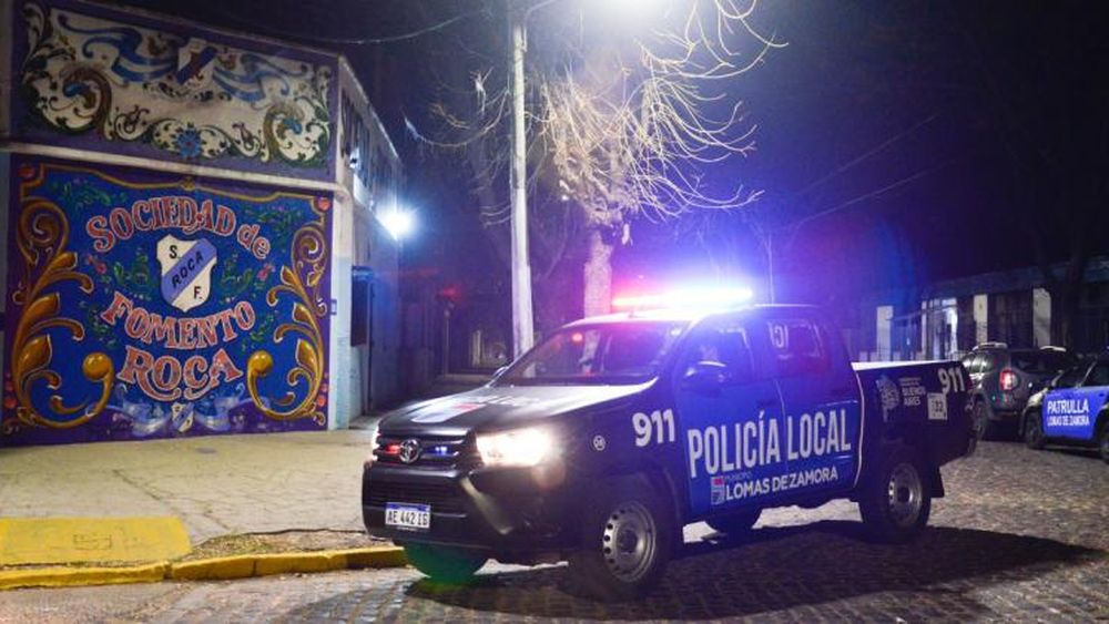La Policía busca a la asesina prófuga por el crimen en Lomas de Zamora. La Policía busca a la asesina prófuga por el crimen en Lomas de Zamora.