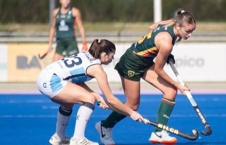 Lomas tropezó ante el lìder.