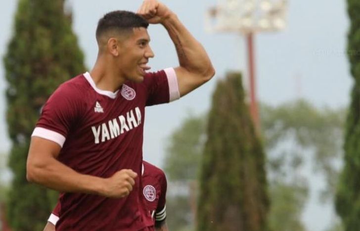 Enzo López formó parte del plantel granate campeón en Reserva.