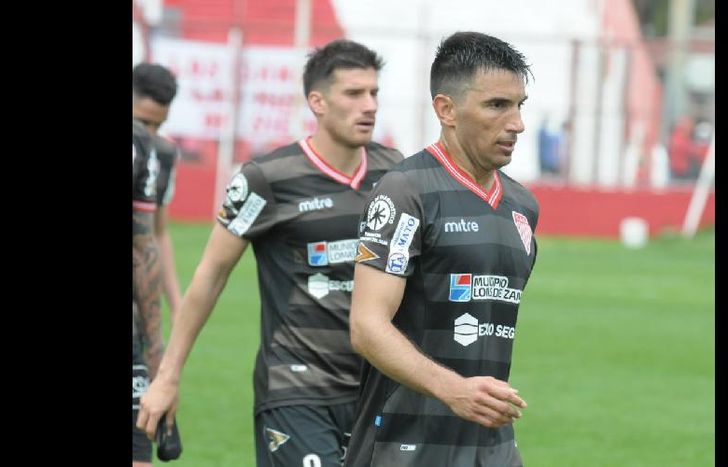 El defensor, el más experimentado del plantel, es la voz de mando en el vestuario.
