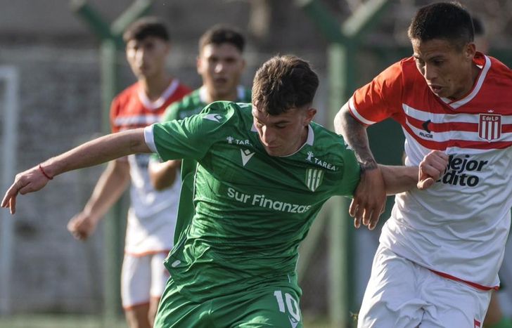 Gomez anotó el primer gol de Banfield en el actual torneo de Reserva.