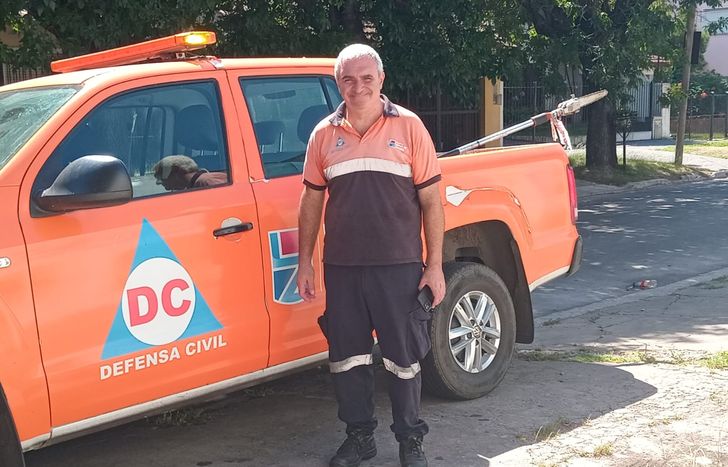 Marcelo trabaja en Defensa Civil de Lomas hace 28 años.