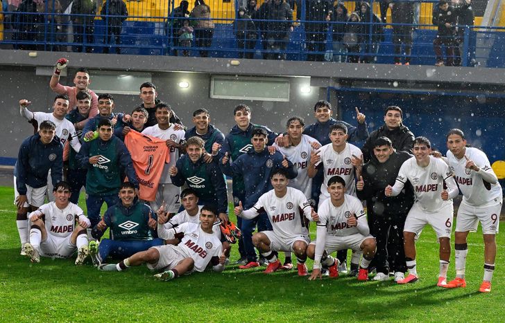 Lanús festeja